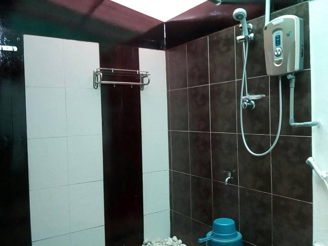 J Residence Kampong Kundassan 客房 照片