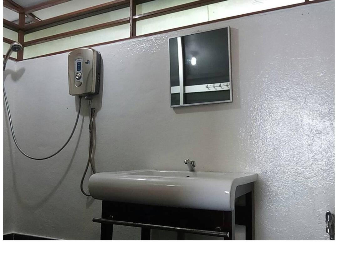 J Residence Kampong Kundassan 客房 照片