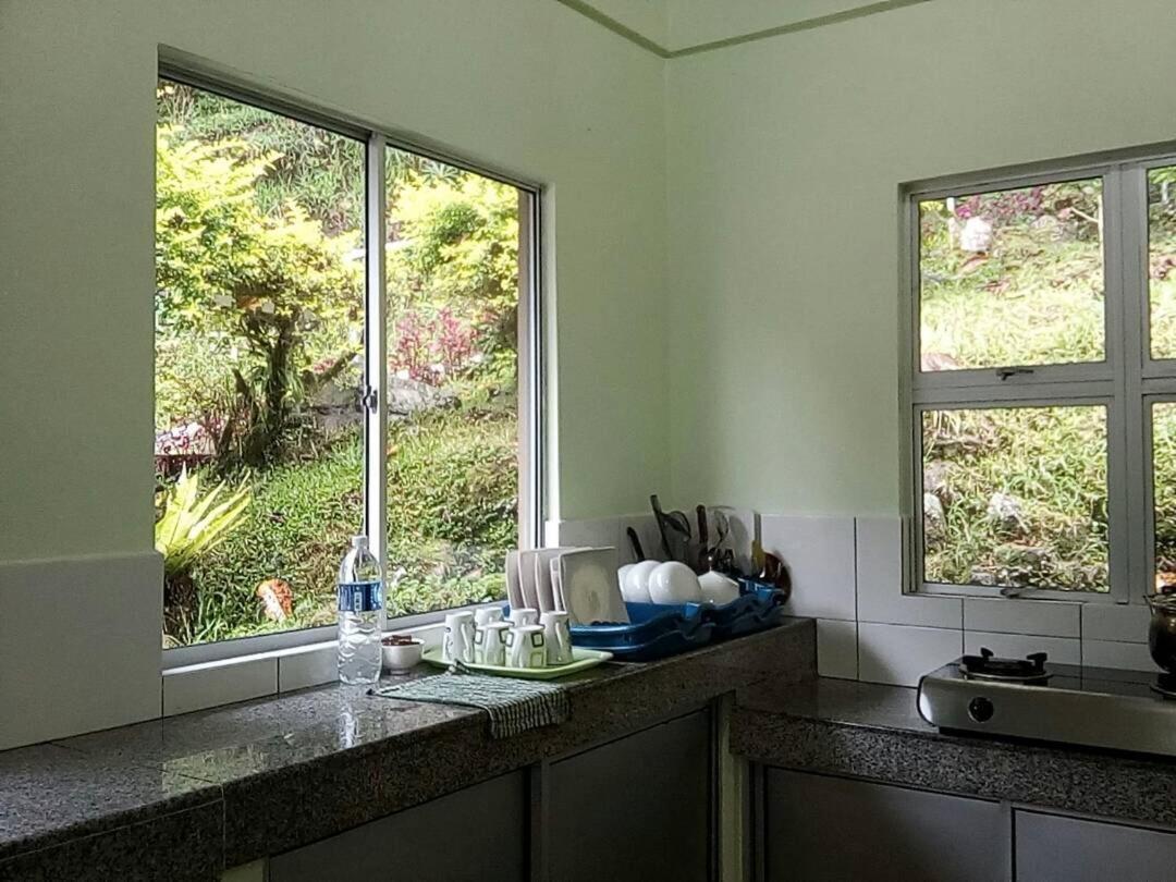 J Residence Kampong Kundassan 客房 照片